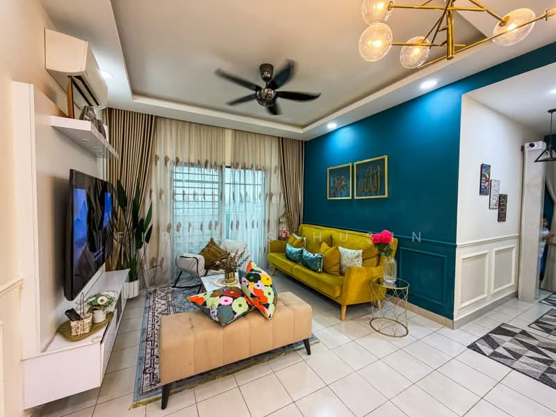Pangsapuri untuk Dijual di Seruling Apartment - Firdaus Husin - Living Room - PropertyGuru.com.my