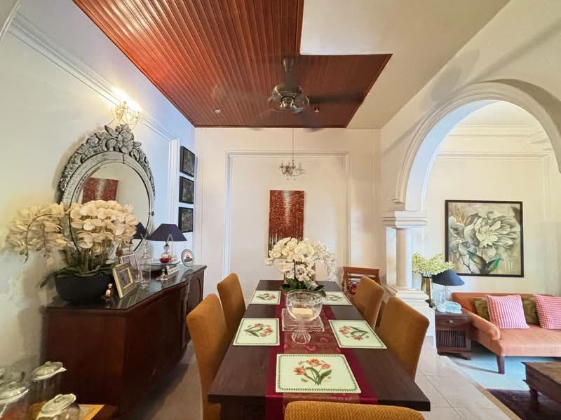 Rumah Teres 2.5-Tingkat untuk Dijual di Shah Alam (Selangor) - Syamsul Ilham - Dining Room - PropertyGuru.com.my