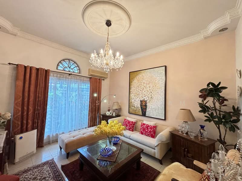 Rumah Teres 2.5-Tingkat untuk Dijual di Shah Alam (Selangor) - Syamsul Ilham - Living Room - PropertyGuru.com.my