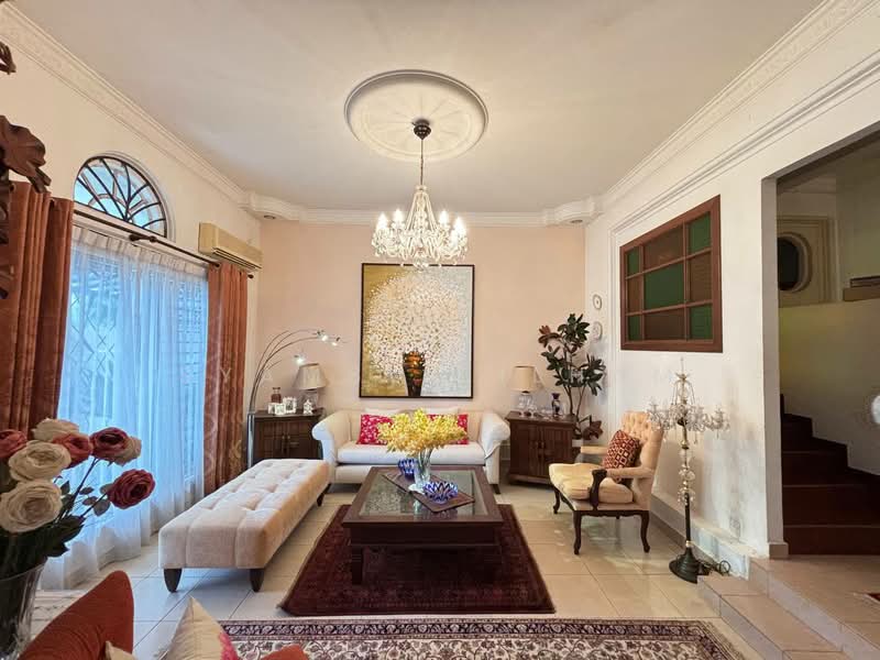 Rumah Teres 2.5-Tingkat untuk Dijual di Shah Alam (Selangor) - Syamsul Ilham - Living Room - PropertyGuru.com.my