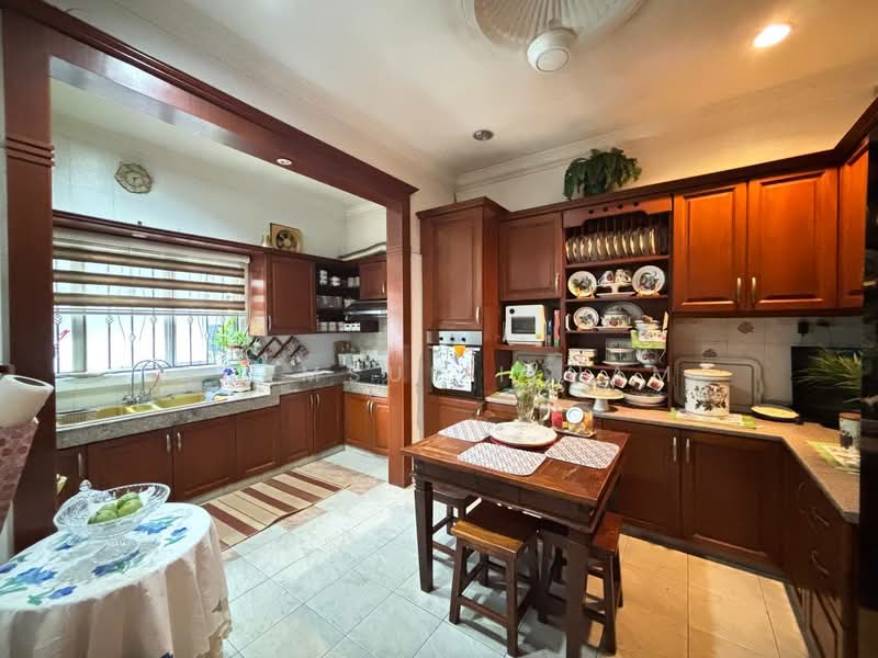 Rumah Teres 2.5-Tingkat untuk Dijual di Shah Alam (Selangor) - Syamsul Ilham - Kitchen - PropertyGuru.com.my