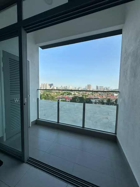 Kediaman Servis untuk Dijual di Dorsett Waterfront Subang - Wen Rong Andy Lee - Balcony - PropertyGuru.com.my