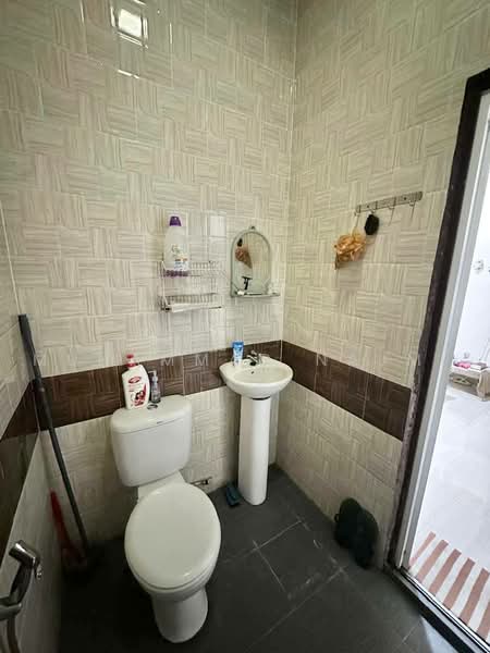 Semi-Detached House for Sale in Kuala Paka (Terengganu) - Muhammad Najmi - Bathroom - PropertyGuru.com.my