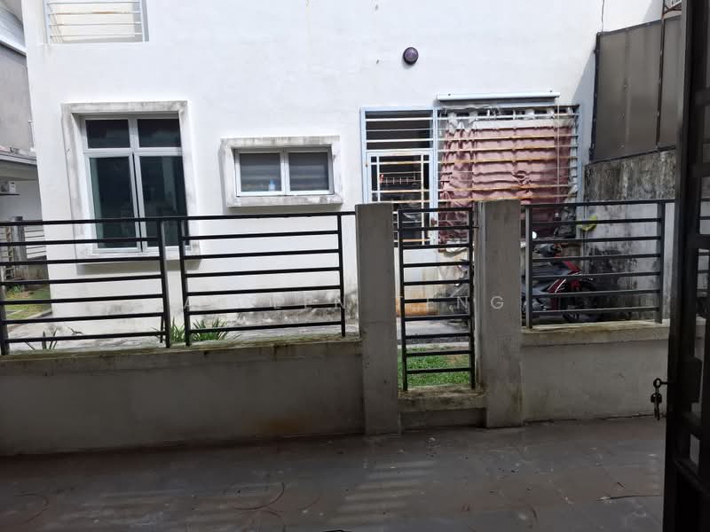 Semi-Detached House for Sale in Bandar Saujana Putra (Tanjong Duabelas) - Aileen Teng - PropertyGuru.com.my