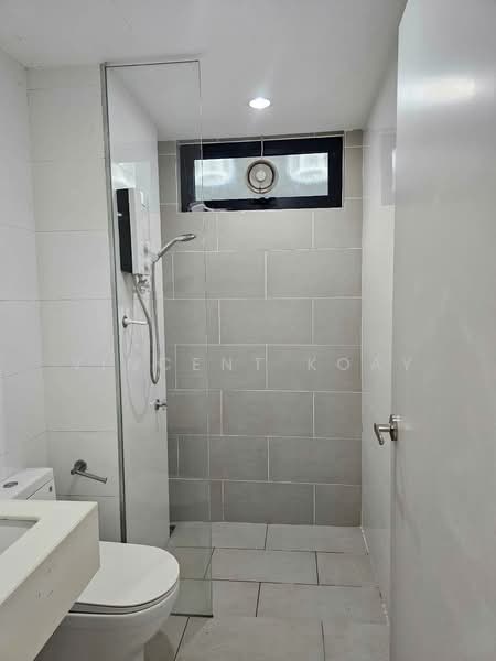 Kondominium untuk Disewa di Vertu Resort - Vincent Koay - Bathroom - PropertyGuru.com.my