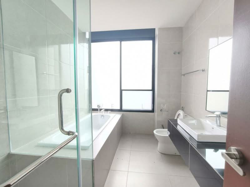 Rumah Teres 2-Tingkat untuk Dijual di Puteri Harbour (Iskandar Puteri (Nusajaya)) - Jovel Lim - Bathroom - PropertyGuru.com.my