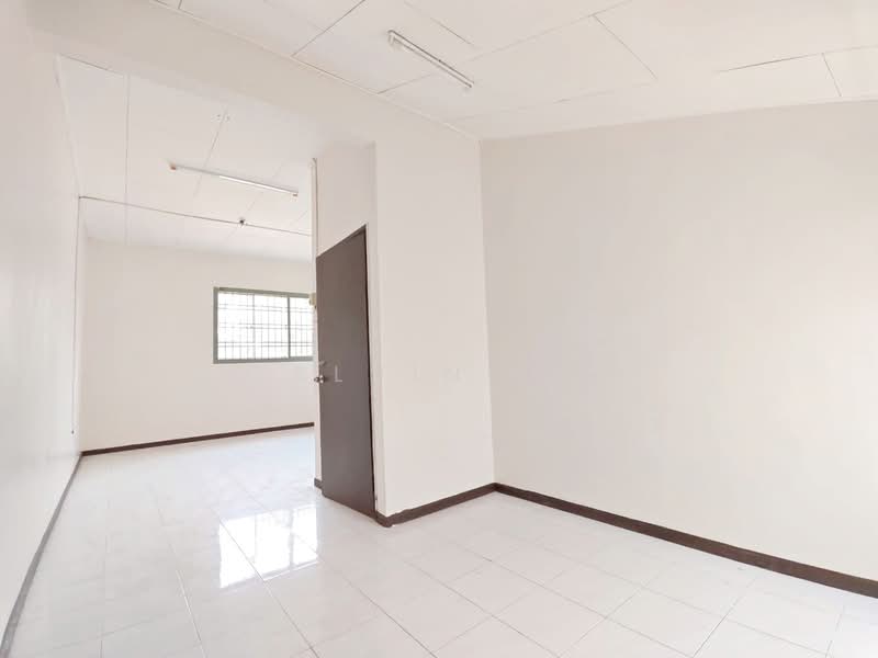 1.5-storey Terraced House for Sale in Taman Scientex Pasir Gudang (Pasir Gudang) - Calvin Lee - PropertyGuru.com.my