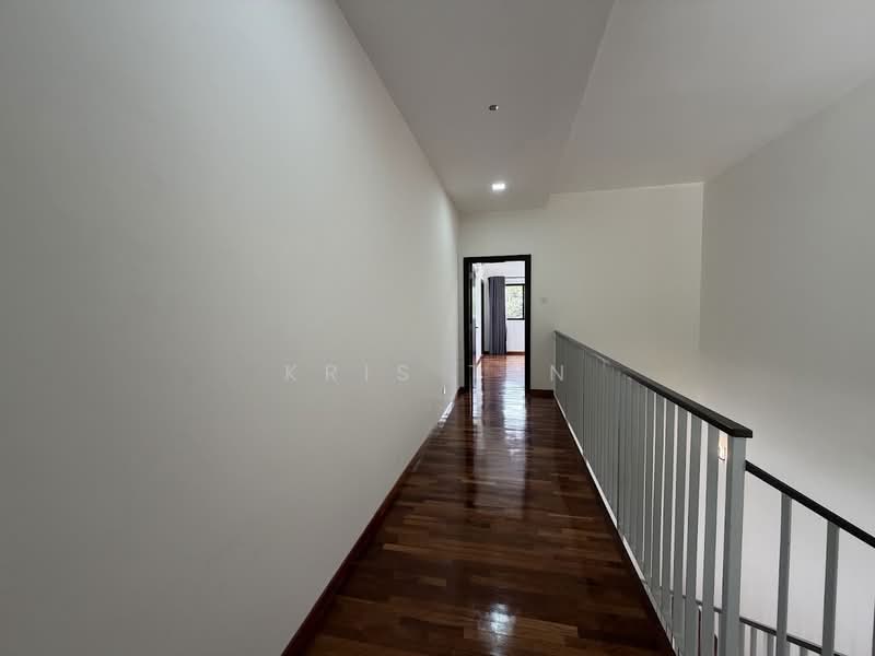 Rumah Berkembar untuk Dijual di Jade Hills (Kajang) - Kris Tan - Corridor - PropertyGuru.com.my