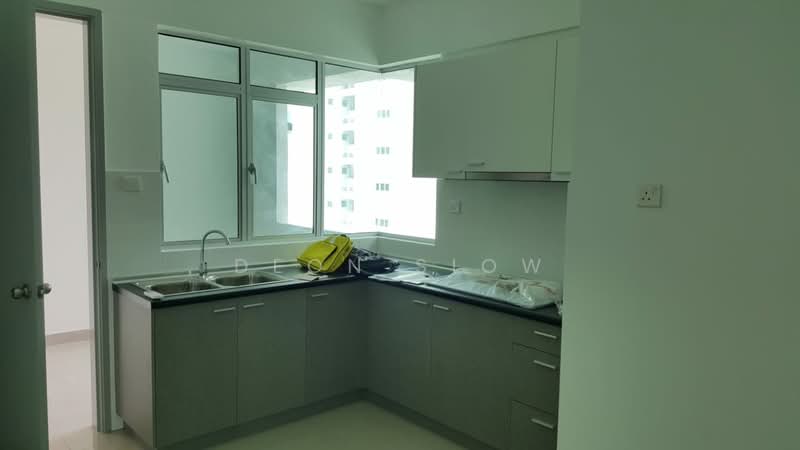 Kondominium untuk Dijual di Kiara Residence 2 (Residensi Kiara Jalil 2) - Deon Siow - Kitchen - PropertyGuru.com.my