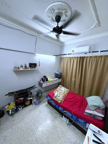 Rumah Teres 1-Tingkat untuk Dijual di Taman Perling (Perling) - Karl Lim - Bedroom - PropertyGuru.com.my