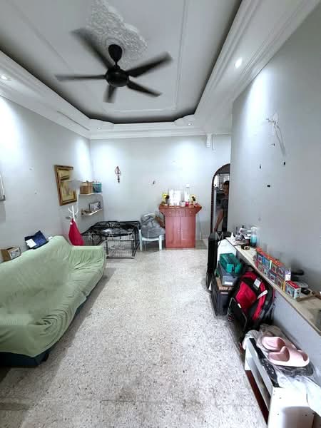 Rumah Teres 1-Tingkat untuk Dijual di Taman Perling (Perling) - Karl Lim - Living Room - PropertyGuru.com.my