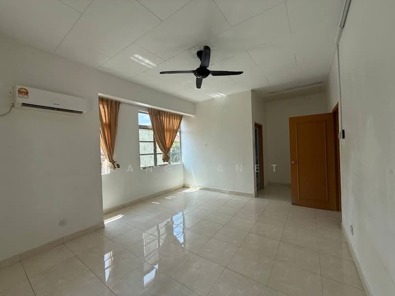 2-storey Terraced House for Sale in Austin Perdana (Tebrau) - Mang Janet - PropertyGuru.com.my