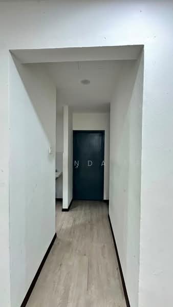 Flat for Rent at Flat Daisy - Melinda Ee - Corridor - PropertyGuru.com.my