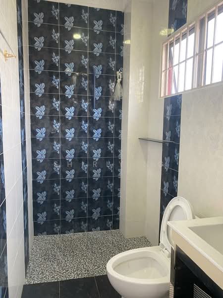 2-storey Terraced House for Sale in Rawang Perdana 1 (Rawang) - Shirly Ng - Bathroom - PropertyGuru.com.my