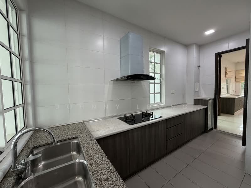 Rumah Teres 2.5-Tingkat untuk Dijual di Setia Eco Glades (Cyberjaya) - Johnny Leong - Kitchen - PropertyGuru.com.my