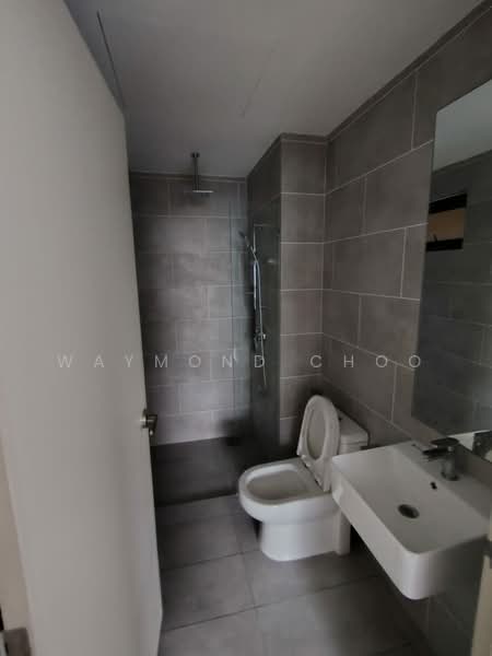 Kediaman Servis untuk Dijual di The Tropika - Waymond Choo - Bathroom - PropertyGuru.com.my