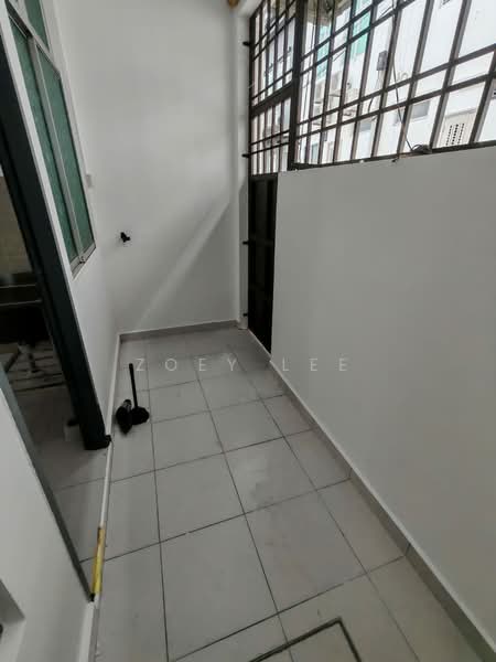 Rumah Teres 2.5-Tingkat untuk Dijual di Skudai (Johor) - Zoey Lee - Corridor - PropertyGuru.com.my