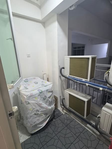 Flat for Rent at THE ZEN & ZEN 6 - Jane Ang - Balcony - PropertyGuru.com.my