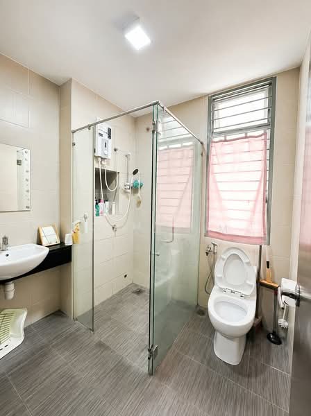 Rumah Teres 2-Tingkat untuk Dijual di Taman Nusa Idaman (Iskandar Puteri (Nusajaya)) - Jovel Lim - Bathroom - PropertyGuru.com.my