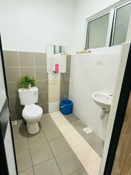 2-storey Terraced House for Rent in Semenyih Parklands (Beranang) - Mimie Nawawi - Bathroom - PropertyGuru.com.my