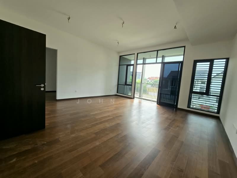 Semi-Detached House for Sale in Bandar Kinrara Seksyen 1 (Bandar Kinrara) - John Lee - Balcony - PropertyGuru.com.my