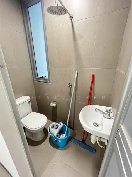 Kondominium untuk Disewa di The Fennel - Kelvin Chen - Bathroom - PropertyGuru.com.my