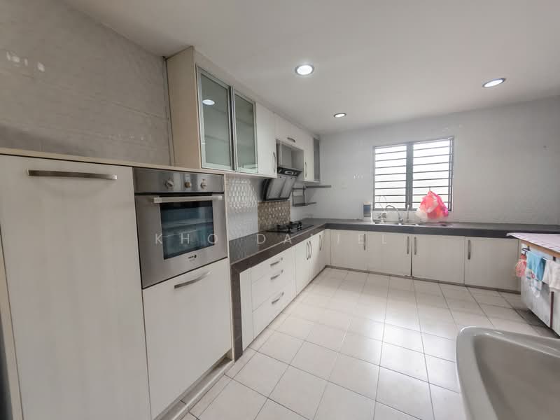 Rumah Teres 2-Tingkat untuk Dijual di Taman Putra Prima (Puchong) - Kho Daniel - Kitchen - PropertyGuru.com.my