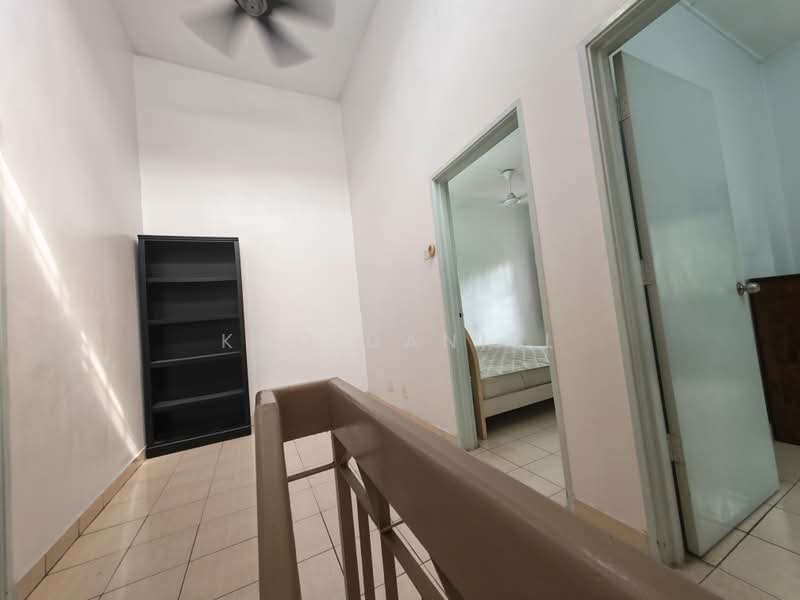 Rumah Teres 2-Tingkat untuk Dijual di Taman Putra Prima (Puchong) - Kho Daniel - Bedroom - PropertyGuru.com.my