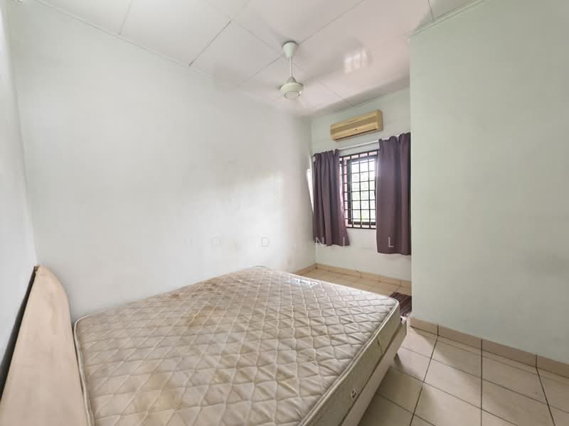 Rumah Teres 2-Tingkat untuk Dijual di Taman Putra Prima (Puchong) - Kho Daniel - Bedroom - PropertyGuru.com.my