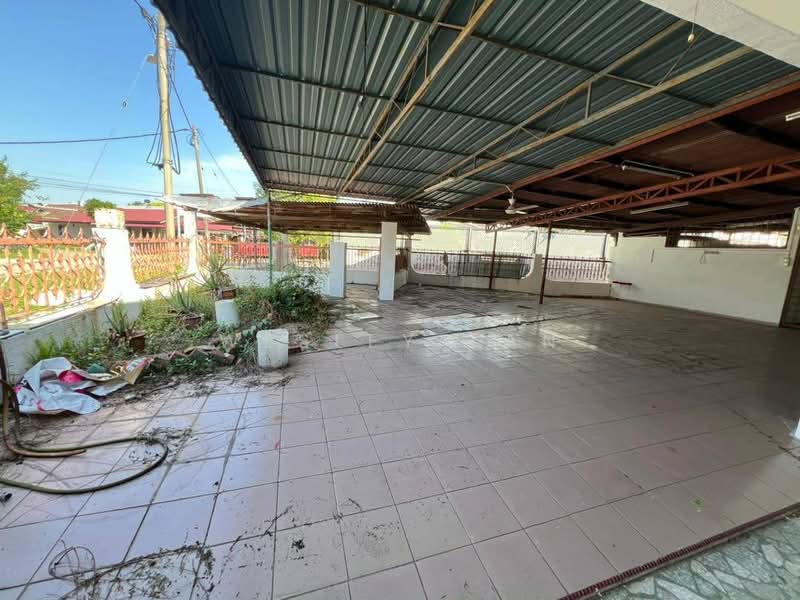Rumah Teres 2-Tingkat untuk Dijual di Kampung Lapan (Melaka City) - Wesley Tan - Exterior - PropertyGuru.com.my