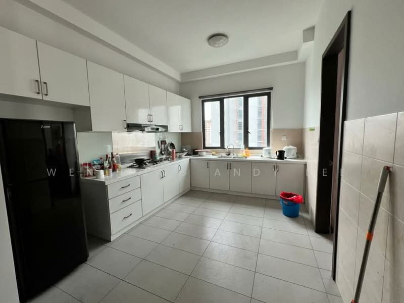 Condominium for Sale at Nautica Lake Suites - Wen Rong Andy Lee - Kitchen - PropertyGuru.com.my