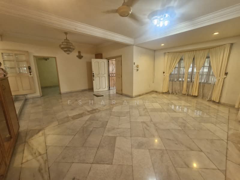 2-storey Terraced House for Sale in Taman hujan bubuk (Jalan Klang Lama (Old Klang Road)) - Esharani . - PropertyGuru.com.my