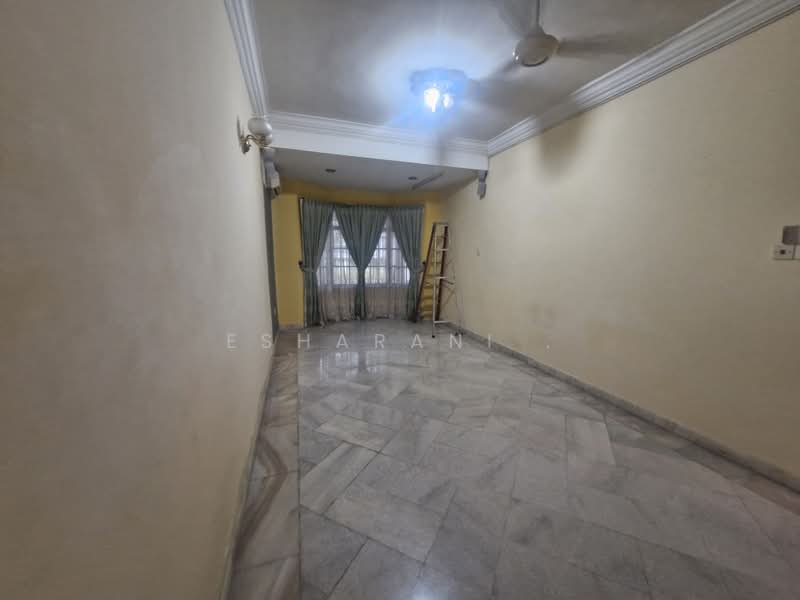 2-storey Terraced House for Sale in Taman hujan bubuk (Jalan Klang Lama (Old Klang Road)) - Esharani . - PropertyGuru.com.my