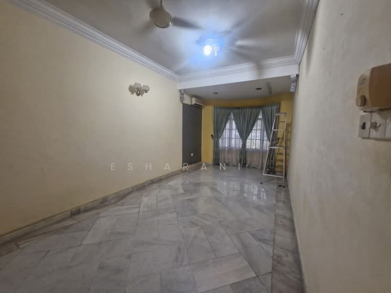 2-storey Terraced House for Sale in Taman hujan bubuk (Jalan Klang Lama (Old Klang Road)) - Esharani . - PropertyGuru.com.my