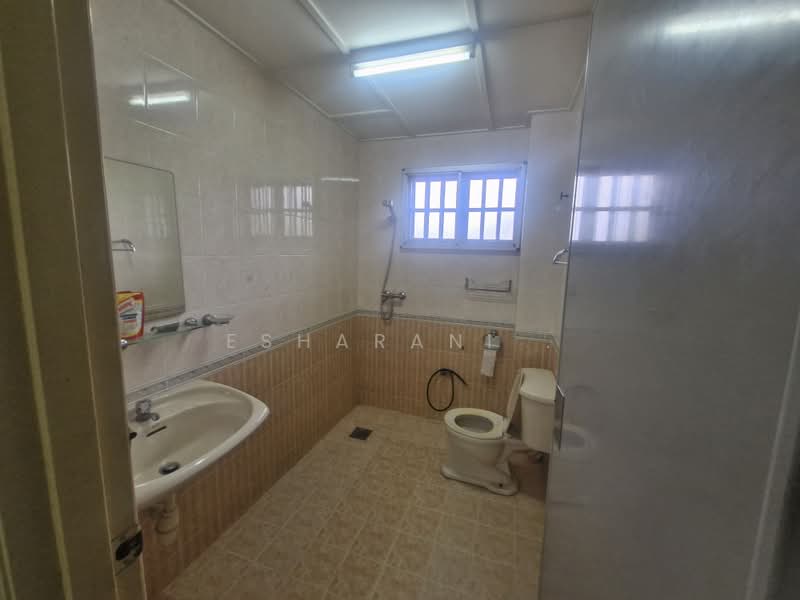 2-storey Terraced House for Sale in Taman hujan bubuk (Jalan Klang Lama (Old Klang Road)) - Esharani . - PropertyGuru.com.my
