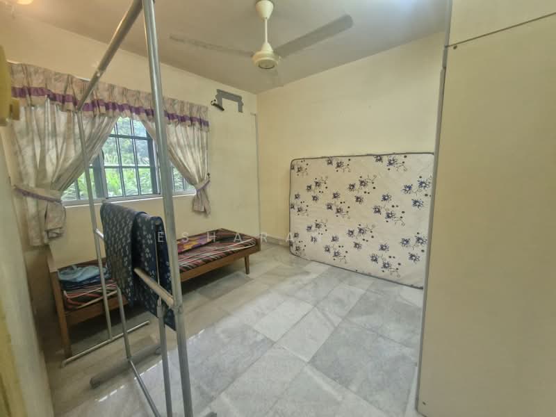2-storey Terraced House for Sale in Taman hujan bubuk (Jalan Klang Lama (Old Klang Road)) - Esharani . - PropertyGuru.com.my