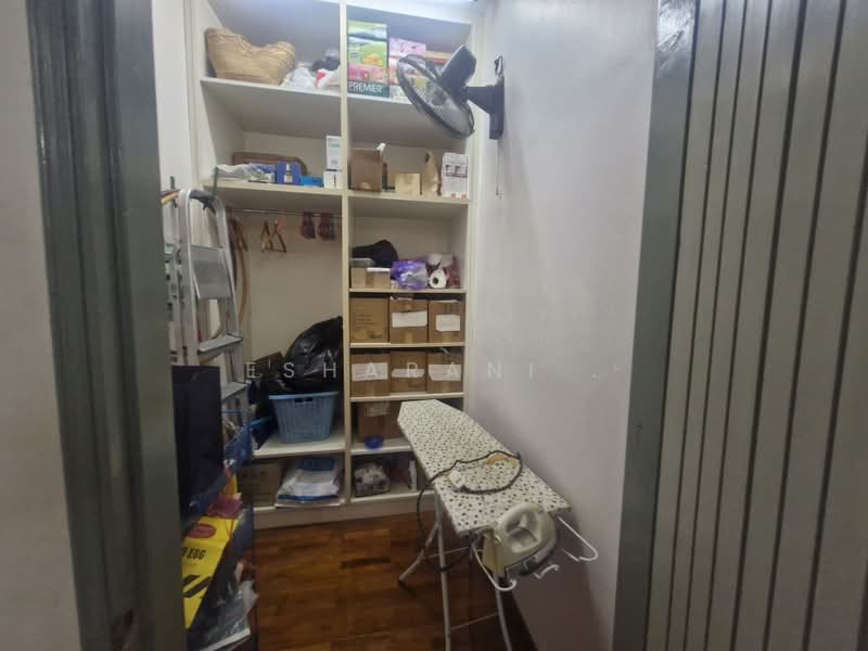 2-storey Terraced House for Sale in Taman hujan bubuk (Jalan Klang Lama (Old Klang Road)) - Esharani . - PropertyGuru.com.my