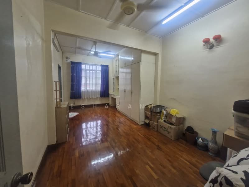 2-storey Terraced House for Sale in Taman hujan bubuk (Jalan Klang Lama (Old Klang Road)) - Esharani . - PropertyGuru.com.my