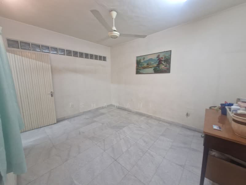 2-storey Terraced House for Sale in Taman hujan bubuk (Jalan Klang Lama (Old Klang Road)) - Esharani . - PropertyGuru.com.my