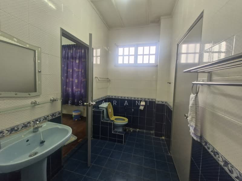 2-storey Terraced House for Sale in Taman hujan bubuk (Jalan Klang Lama (Old Klang Road)) - Esharani . - PropertyGuru.com.my