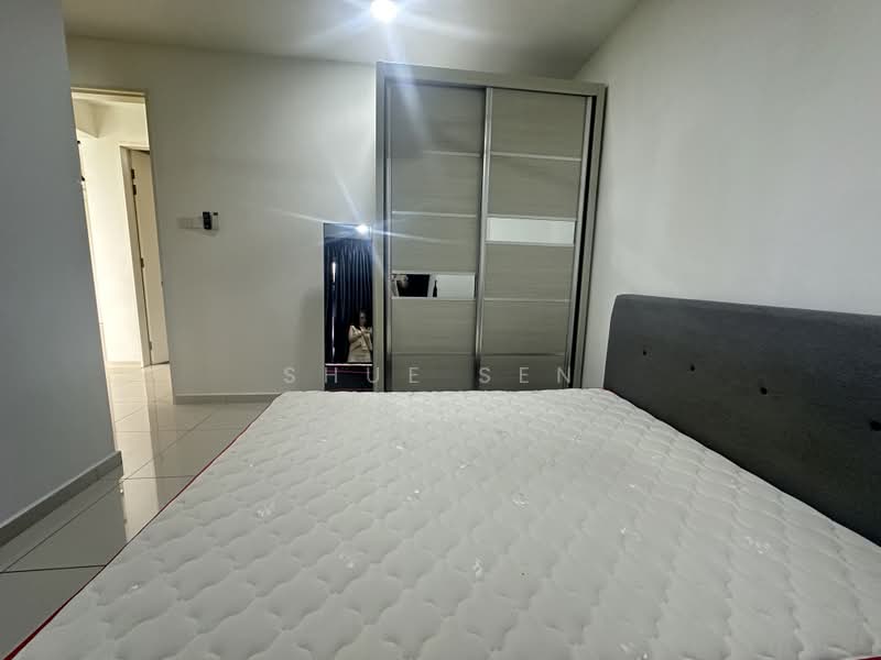 Kediaman Servis untuk Dijual di Kenwingston Skylofts - Shue Sen - Bedroom - PropertyGuru.com.my