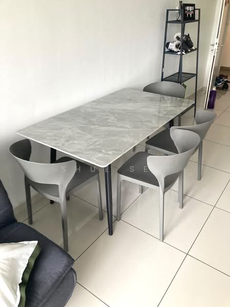Kediaman Servis untuk Dijual di Kenwingston Skylofts - Shue Sen - Dining Room - PropertyGuru.com.my