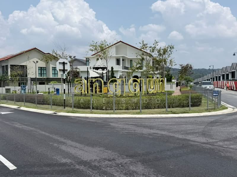 Semi-Detached House for Sale in Puchong (Selangor) - Jane Shoo - Exterior - PropertyGuru.com.my