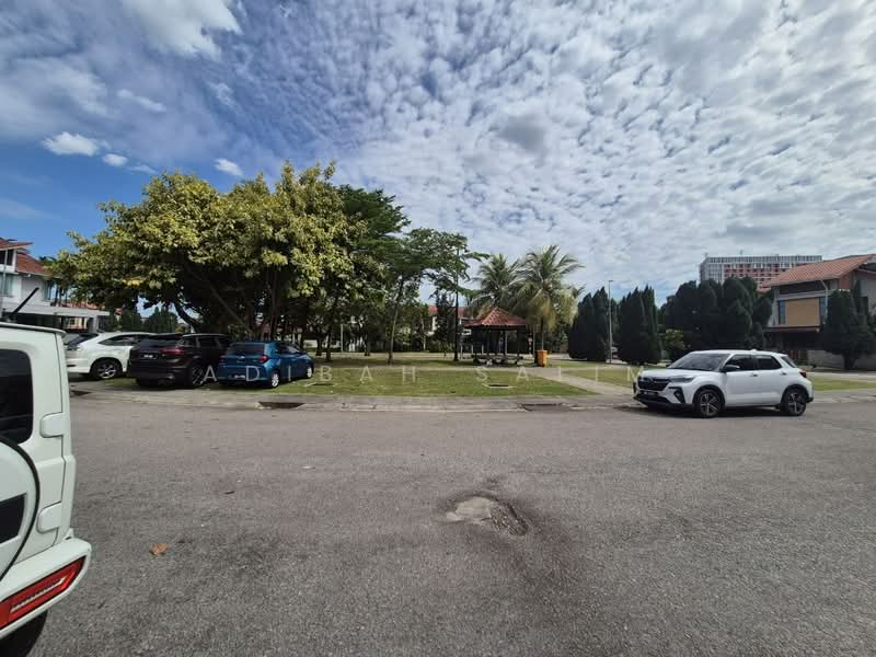 Rumah Teres 2-Tingkat untuk Dijual di Bukit Jelutong (Shah Alam) - Adibah Salim - Exterior - PropertyGuru.com.my