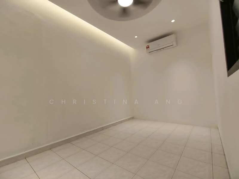 2-storey Terraced House for Sale in Bandar Baru Permas Jaya (Permas Jaya) - Christina Ang - Interior - PropertyGuru.com.my