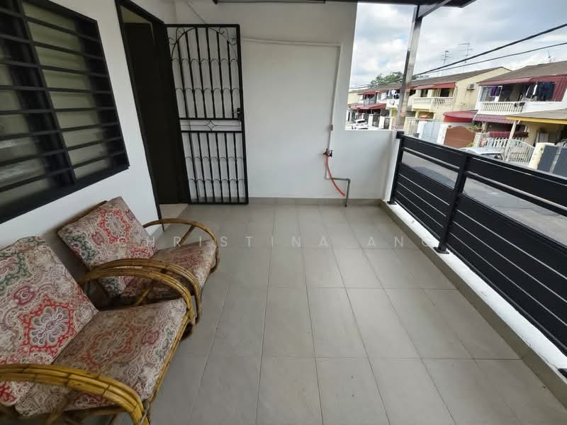 2-storey Terraced House for Sale in Bandar Baru Permas Jaya (Permas Jaya) - Christina Ang - Balcony - PropertyGuru.com.my