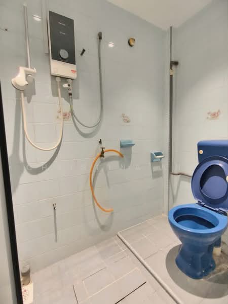 2-storey Terraced House for Sale in Bandar Baru Permas Jaya (Permas Jaya) - Christina Ang - Bathroom - PropertyGuru.com.my