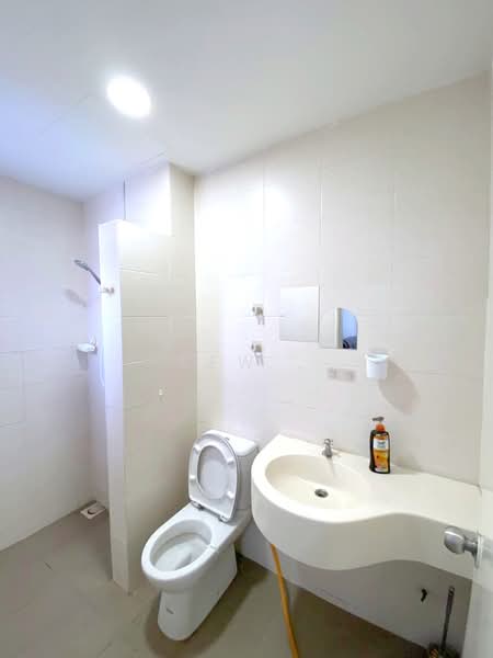 Service Residence for Rent at Platinum Lake PV 21 - Kew . - PropertyGuru.com.my