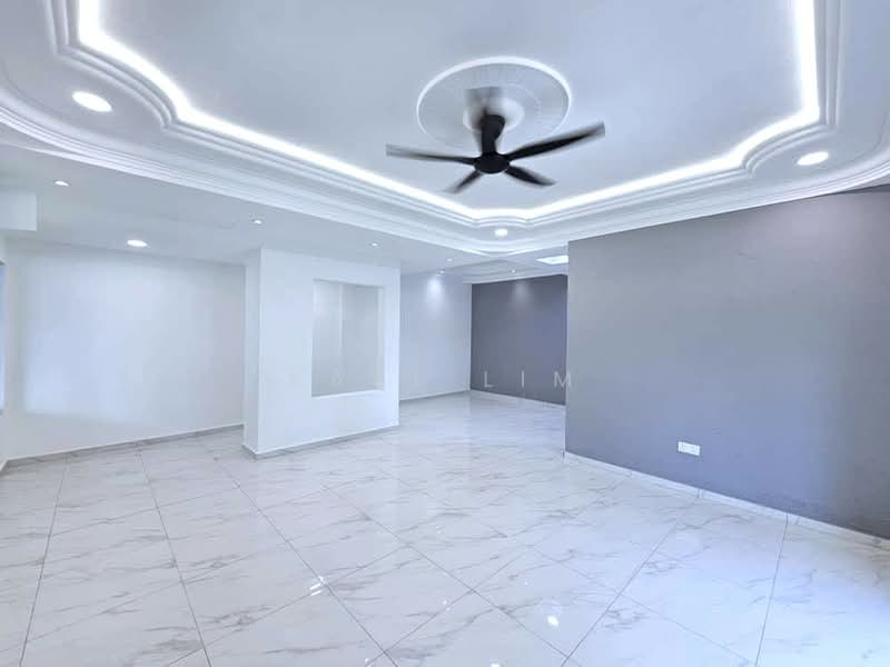2-storey Terraced House for Sale in Taman Daya (Johor Bahru) - Karl Lim - Living Room - PropertyGuru.com.my