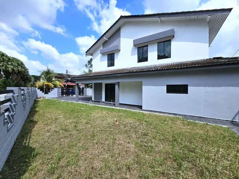 2-storey Terraced House for Sale in Taman Daya (Johor Bahru) - Karl Lim - Exterior - PropertyGuru.com.my
